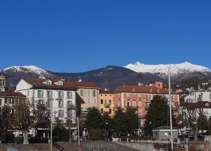 Casa Kronberg Im Taunus 인트라
